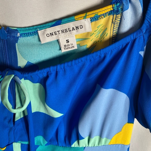 Onetheland Blue and Yellow Floral Midi Dress - Picture 2 of 11